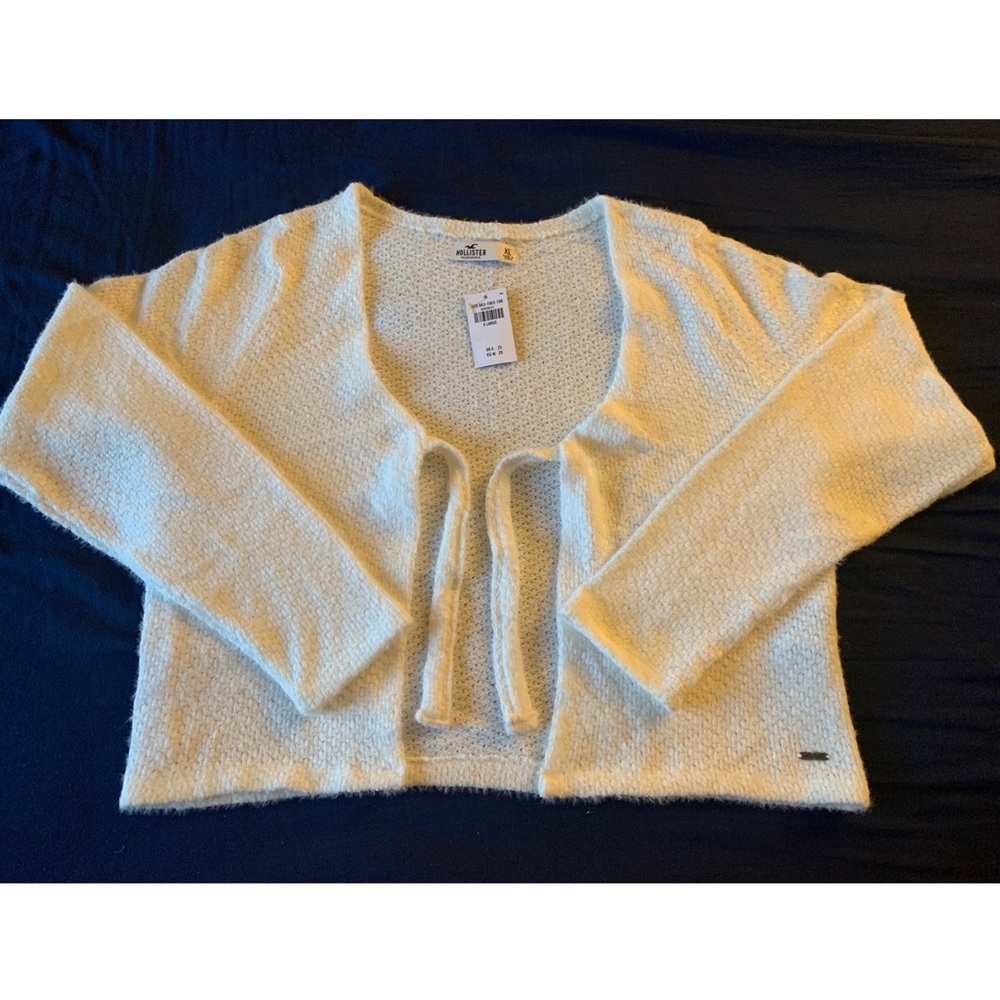 New White Hollister Crop Sweater Size XL